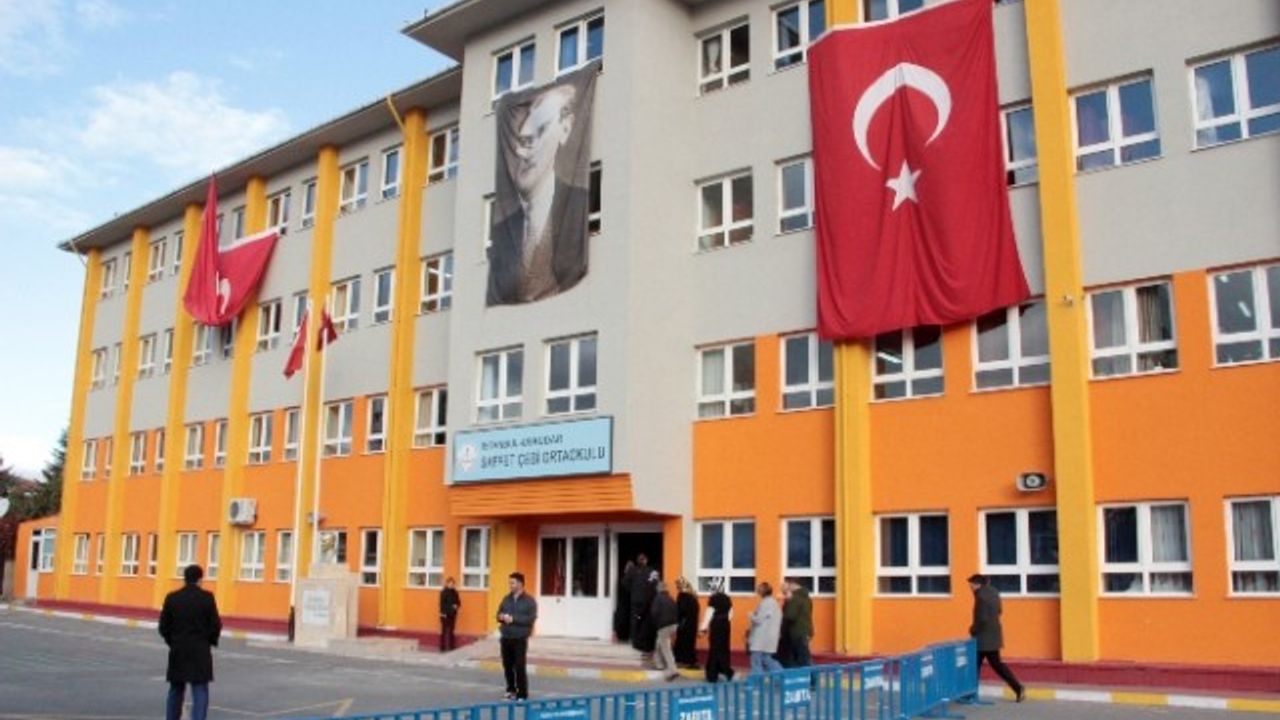 Erdoğan’ın oy kullanacağı okulda yoğun güvenlik önlemi