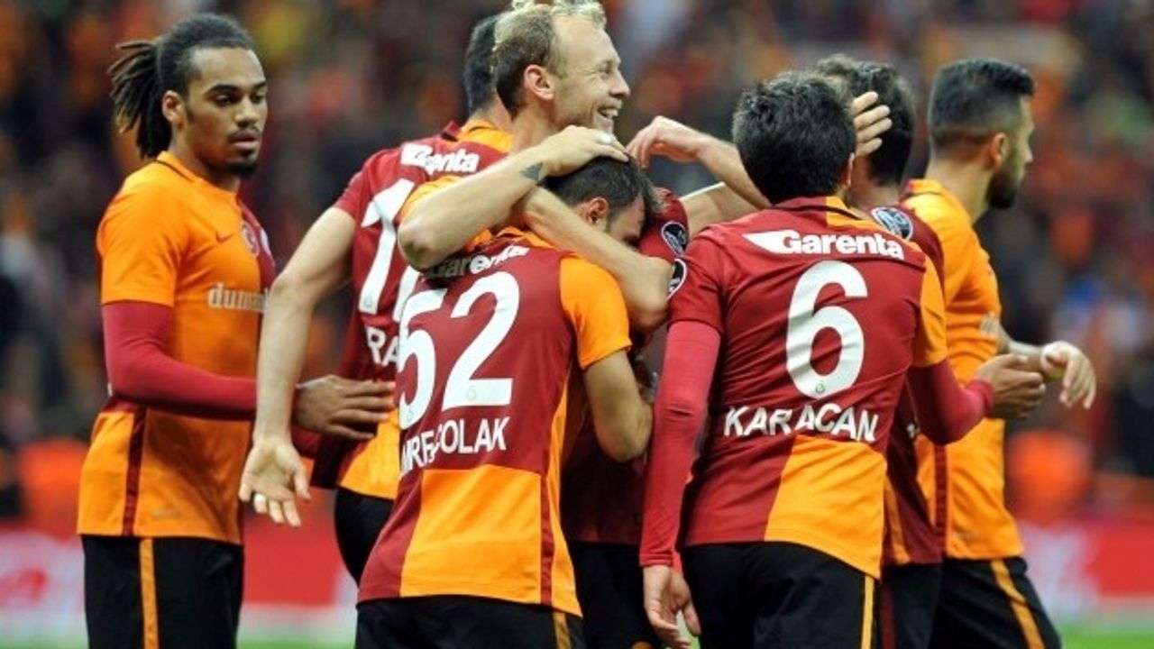 Galatasaray’da Benfica’ya karşı iki eksik