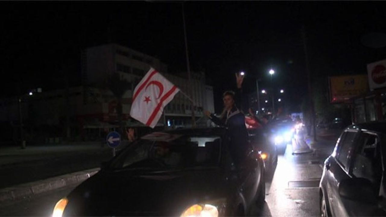 KKTC’de AK Parti kutlaması!