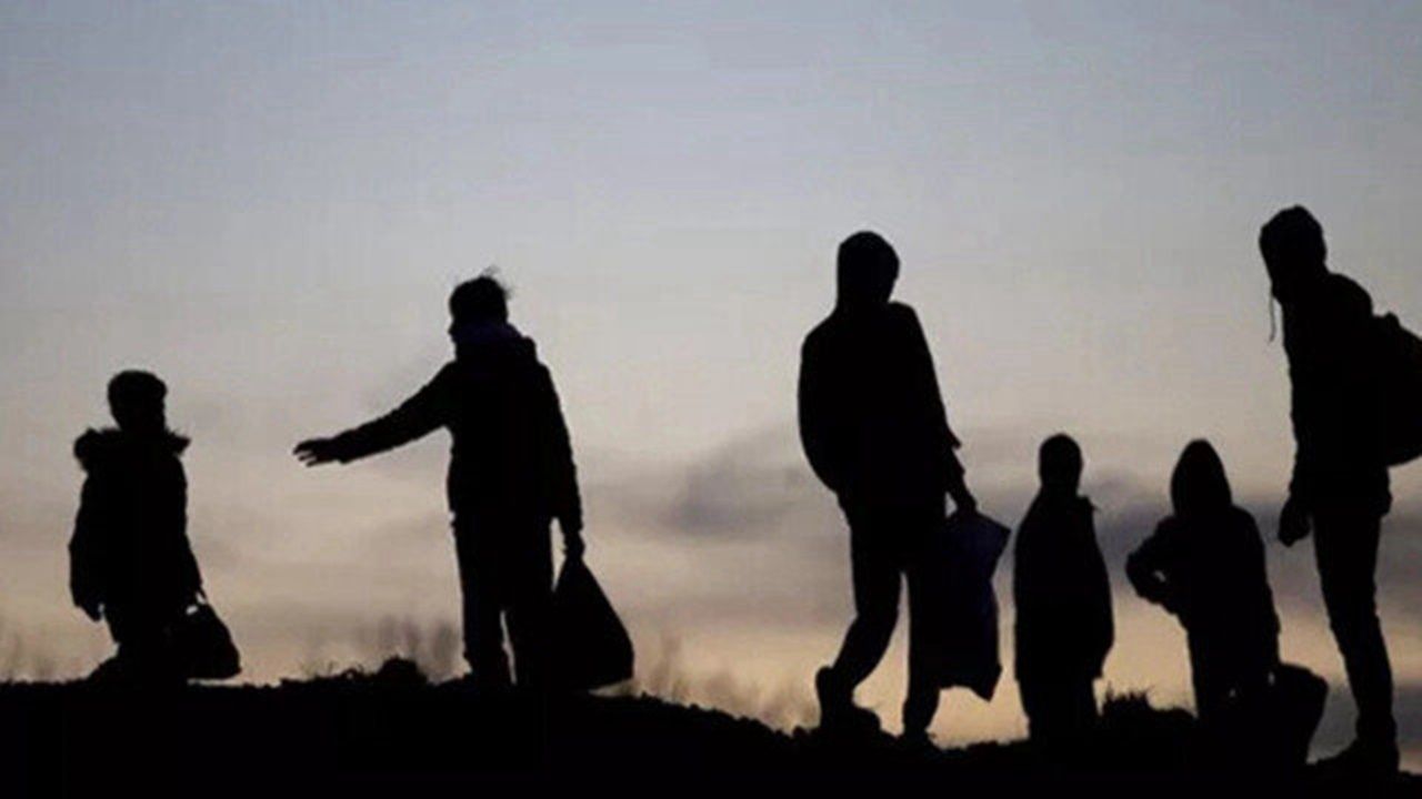 İkamet izni biten göçmenler ülkesine gönderildi! Bakan Yerlikaya açıkladı