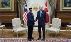 Cumhurbaşkanı Erdoğan ve Malezya Başbakanı Enver İbrahim Arasında Önemli Görüşme Gerçekleşti