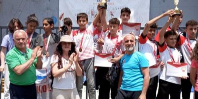 Bursa İnegöllü sporculardan 'Spor Tırmanış' imzası
