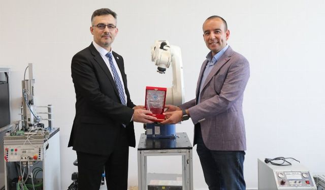 Bursa Teknik Üniversitesi'ne önemli robotik hibe